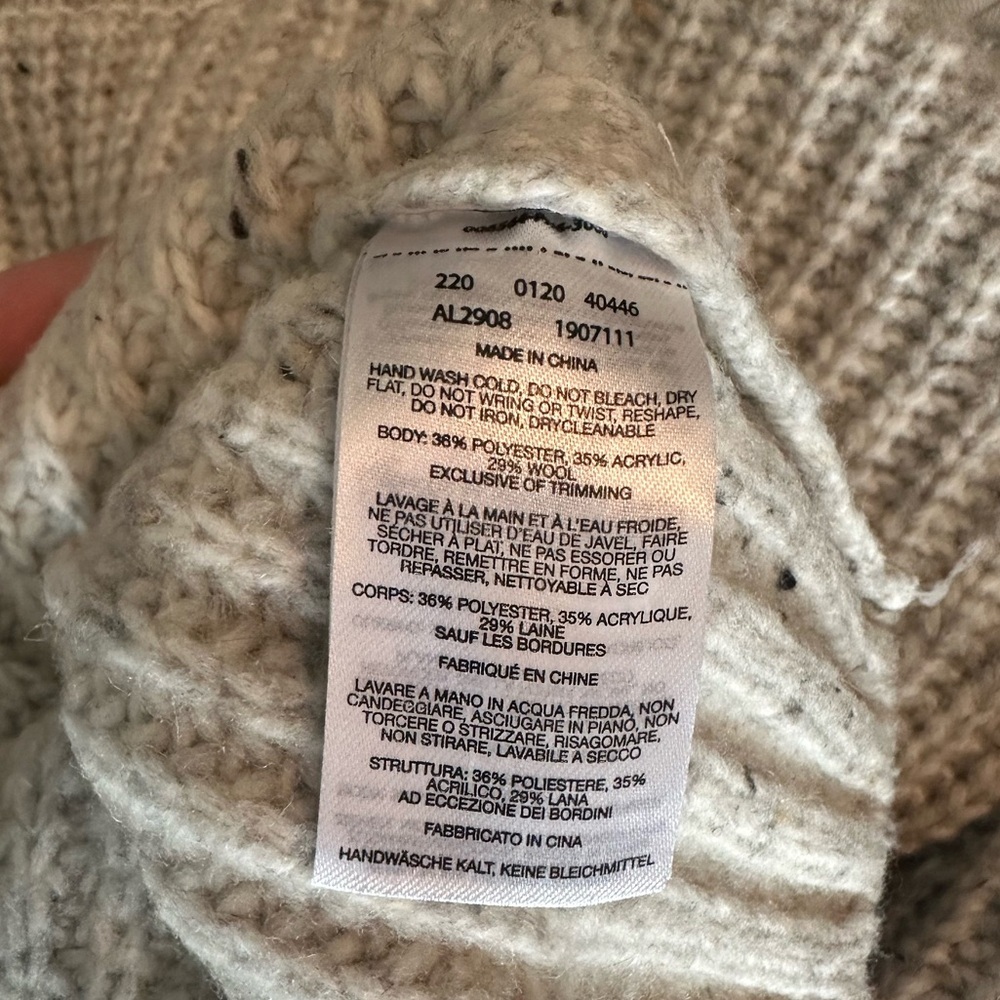 Columbia Women’s Wool Blend Cable Knit Mock Neck Sweater size large - Picture 8 of 8